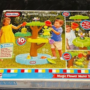 Little Tikes Magic Flower Water Table